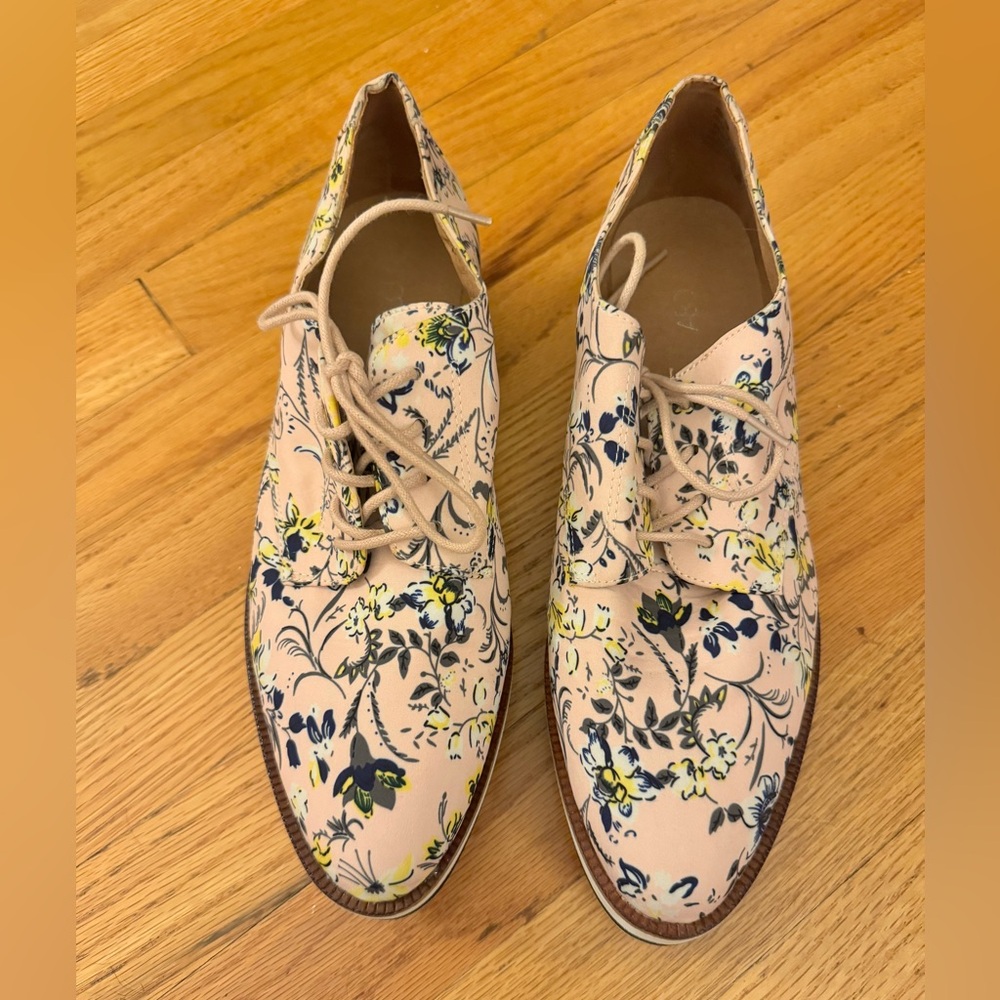Women’s platform dress sneakers/loafers